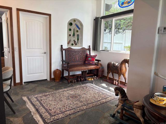 Detail Gallery Image 13 of 24 For 122 S Rios #5,  Solana Beach,  CA 92075 - 3 Beds | 2 Baths