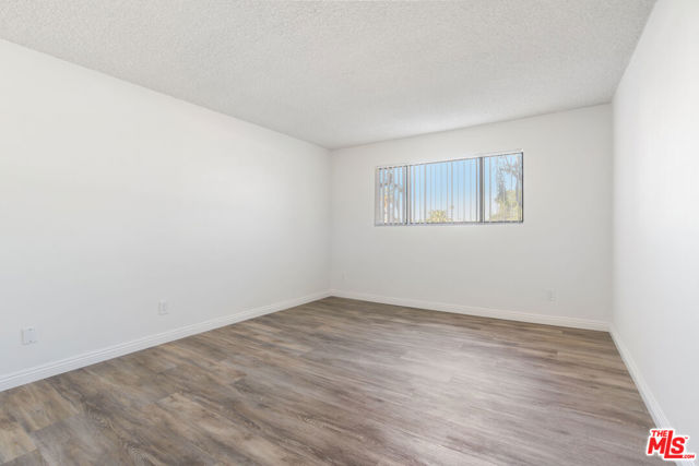 5000 S Centinela Avenue, Los Angeles CA: https://media.crmls.org/mediaz/68d25b4f-7538-4f53-b4b8-b4e949fcd626.jpg