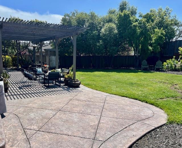 1118 Pinehurst Drive, Aptos CA: https://media.crmls.org/mediaz/68d27953-44ef-4e83-a805-006109397892.jpg