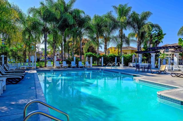 1137 Avenida Sobrina, Oceanside CA: https://media.crmls.org/mediaz/68d2a2d7-5a8b-44e5-8a9c-9505963b8317.jpg