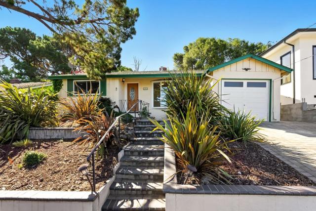 271 41st Avenue, San Mateo CA: https://media.crmls.org/mediaz/68d3d9aa-a84f-4b2e-9f3e-65555322d0dd.jpg