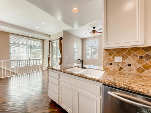 539 Almond Road, San Marcos CA: https://media.crmls.org/mediaz/68d43f02-8cf6-4fcb-af79-b3fb21d14beb.jpg