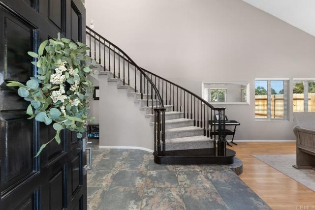Detail Gallery Image 6 of 37 For 11171 Alejo Pl, San Diego,  CA 92124 - 5 Beds | 3 Baths
