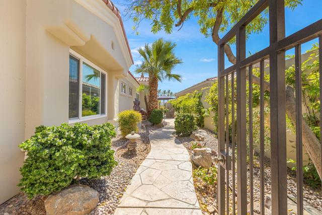 236 Eagle Dance Circle, Palm Desert, CA 92211