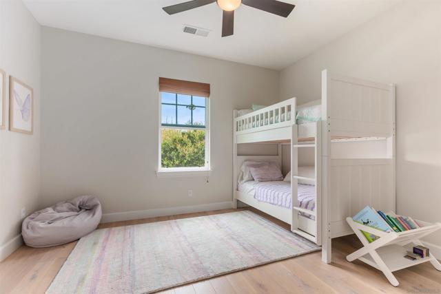 13571 Lopelia Meadows Pl, San Diego CA: https://media.crmls.org/mediaz/68d51852-2bce-4ae0-83d3-294e77806ada.jpg