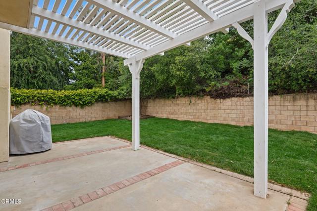 11998 Bubbling Brook Street, Moorpark CA: https://media.crmls.org/mediaz/68d51d30-d674-49d5-8591-6a12452b0965.jpg