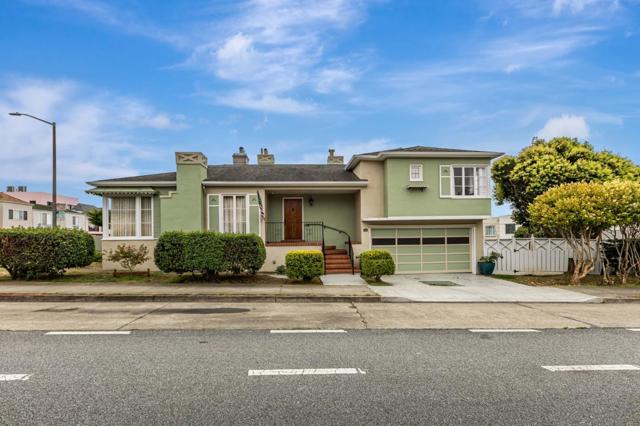 1101 Sloat Boulevard, San Francisco CA: https://media.crmls.org/mediaz/68d766c8-bed9-43b2-b10f-93187b0cf527.jpg