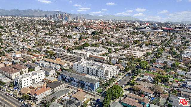 Image 7 of 8 For 1271 39th Place