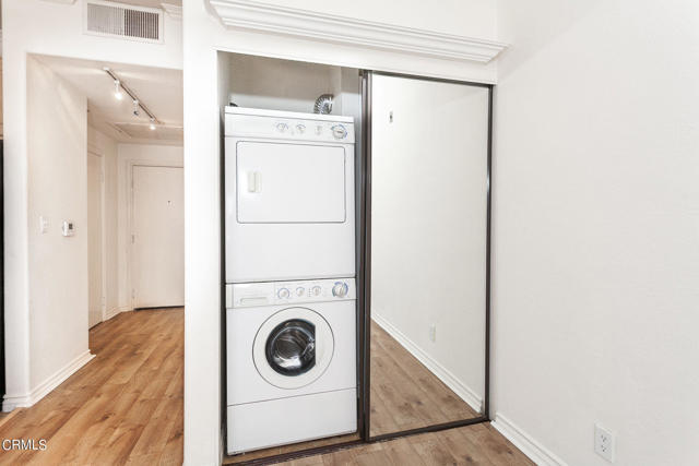 Detail Gallery Image 8 of 16 For 300 N El Molino Ave #210,  Pasadena,  CA 91101 - 0 Beds | 1 Baths