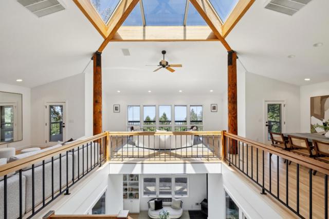 33 Bear Glen Drive, Woodside CA: https://media.crmls.org/mediaz/68da5419-ede1-4f13-9d7d-ece8a790ad68.jpg