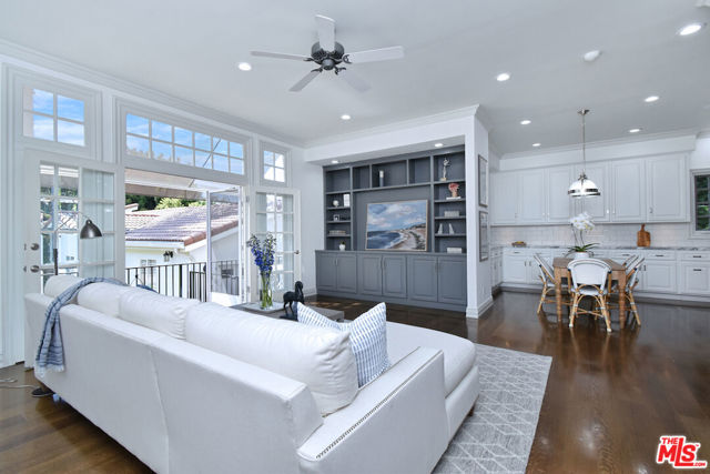 4177 KESTER Avenue, Sherman Oaks CA: https://media.crmls.org/mediaz/68da7aa8-6d60-4fa0-b160-98298e5244b5.jpg