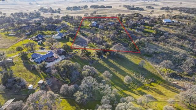 Image 1 of 44 For 15828 Barney Rd