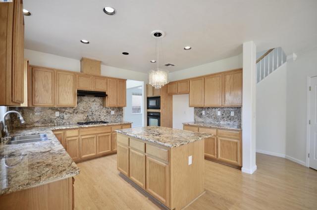 Image 9 of 39 For 9416 Lyndley Plaza Way