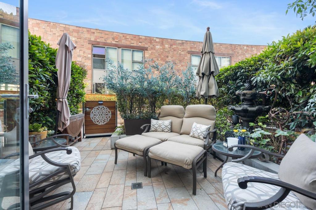 645 Front Street - photo 2