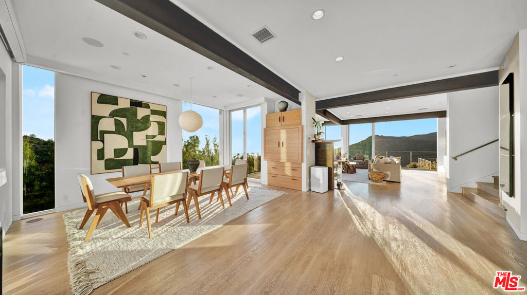 2915 Tuna Canyon Road