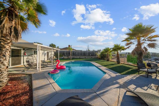 Detail Gallery Image 34 of 51 For 8543 via Consuelo, El Cajon,  CA 92021 - 3 Beds | 2 Baths