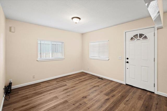 720 Amador Avenue, Seaside CA: https://media.crmls.org/mediaz/68df33f5-1c21-4ac2-a937-8531883c943f.jpg