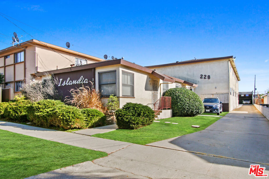 228 Stepney Street, Inglewood, CA 90302