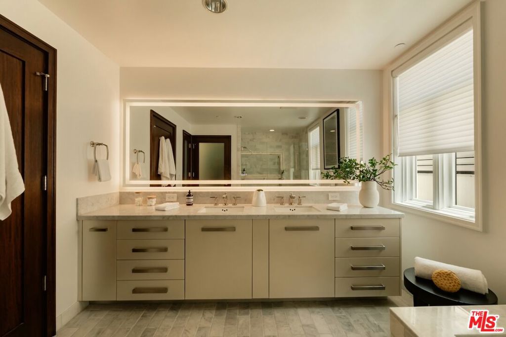 MLS #26860223 image #18