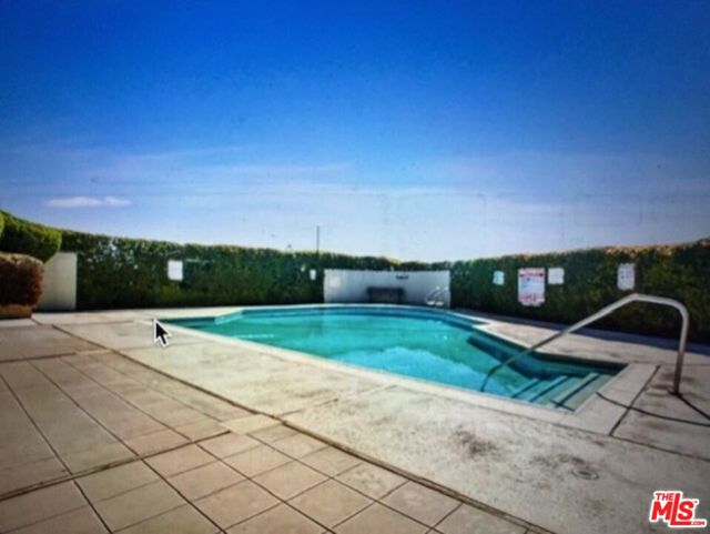 16317 Main Street, La Puente CA: https://media.crmls.org/mediaz/68e2572f-97ad-4bd4-83a3-55e8a7c40495.jpg
