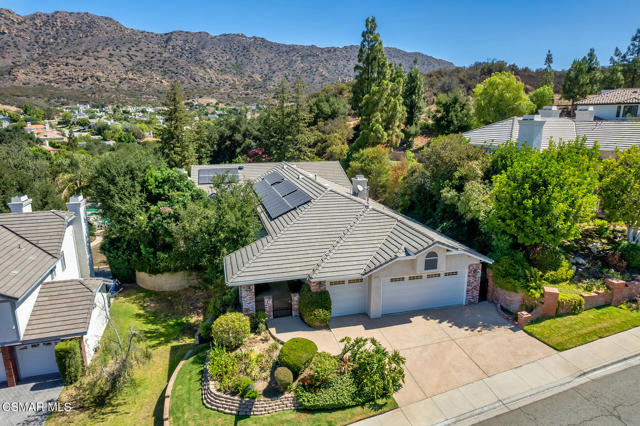 4953 Kilburn Court, Oak Park CA: https://media.crmls.org/mediaz/68e40648-25be-449c-80b2-0268058dc06c.jpg