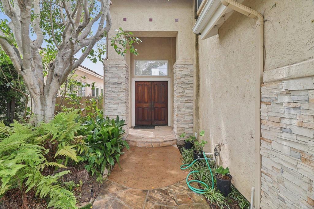 2821 Avenida Valera - photo 4