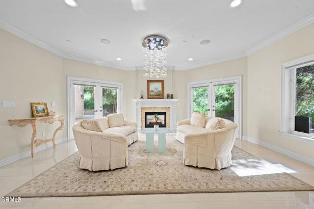 Detail Gallery Image 6 of 73 For 3263 New York Dr, Pasadena,  CA 91107 - 7 Beds | 5/1 Baths