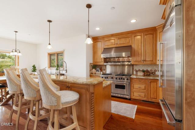 300 N Kalorama Street, Ventura CA: https://media.crmls.org/mediaz/68e5b52d-a86c-400e-85ec-bdc22fb58af7.jpg