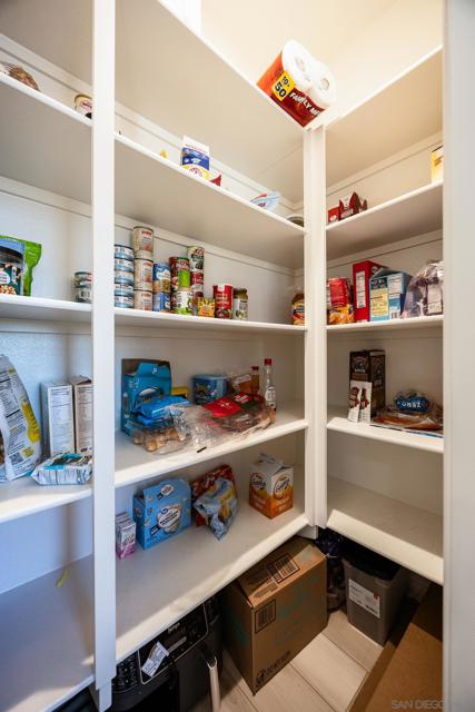 210 Liberty Way, Oceanside CA: https://media.crmls.org/mediaz/68e61651-326c-47b7-ad83-e2180323c3f1.jpg