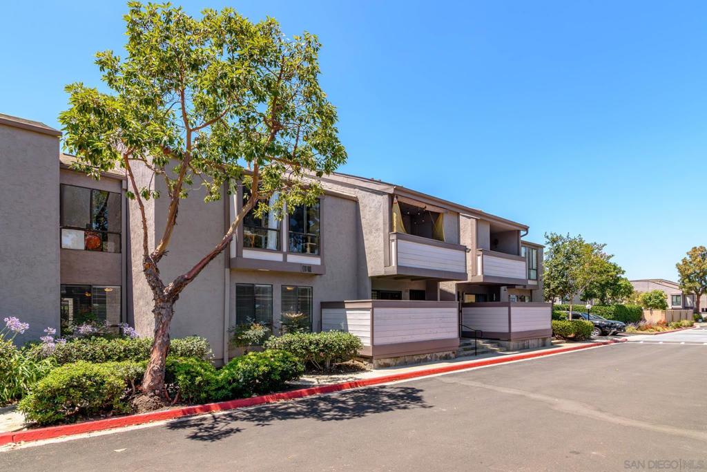 9249 Village Glen Dr. - photo 4