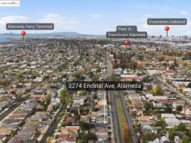 3274 Encinal Ave, Alameda CA: https://media.crmls.org/mediaz/68e6bec1-3cbb-49a4-93e3-006177df485a.jpg