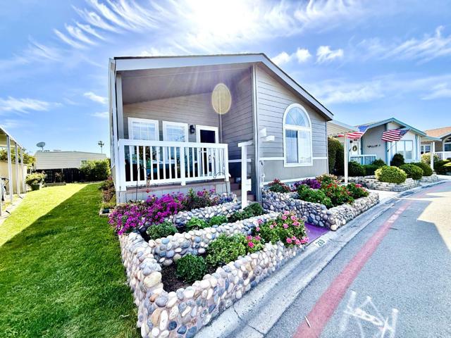 1220 Tasman Drive, Sunnyvale CA: https://media.crmls.org/mediaz/68e72e8e-f17e-48b6-95ef-f853821020f0.jpg