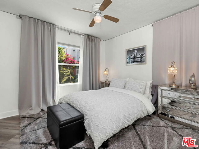 8823 Betty Way photo 4