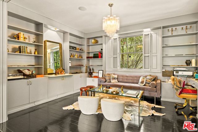 2324 N Vermont Avenue, Los Angeles CA: https://media.crmls.org/mediaz/68e82545-bc2b-4297-bc20-c6de8f6bf483.jpg