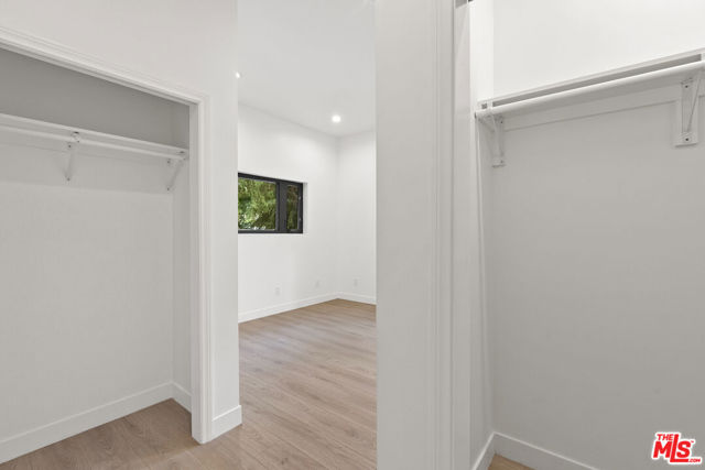 8931 Hubbard Street, Culver City CA: https://media.crmls.org/mediaz/68e8789e-6c2f-4979-bc8d-339b02709214.jpg