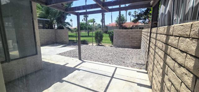 48875 Gosden Court, Indio CA: https://media.crmls.org/mediaz/68e9f635-d690-4887-8766-27a07ab4aa08.jpg