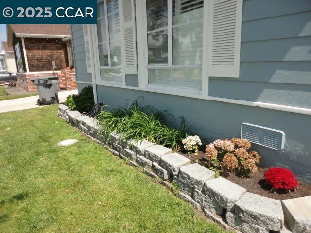 36 Greenwood Dr, South San Francisco CA: https://media.crmls.org/mediaz/68eadad5-858a-4033-b3ee-74f86e95cc9b.jpg
