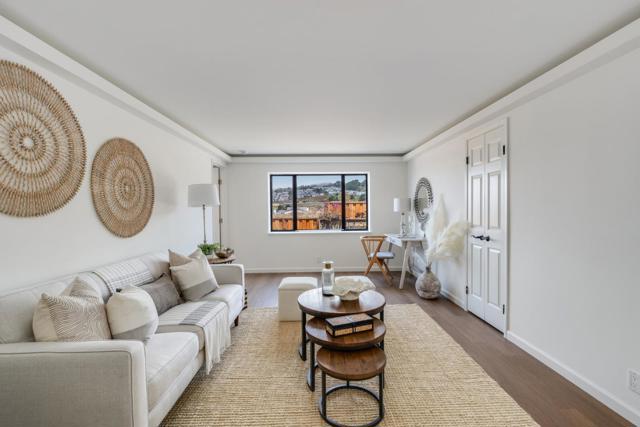 373 Coral Ridge Drive, Pacifica CA: https://media.crmls.org/mediaz/68eb0e07-f698-4d3f-9e45-7d8cdd55d723.jpg