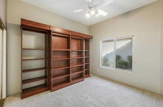 86 N Kavenish Drive, Rancho Mirage CA: https://media.crmls.org/mediaz/68eb10c6-c839-4e36-b4e0-4515e04ba202.jpg