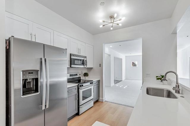 97 E Saint James Street, San Jose CA: https://media.crmls.org/mediaz/68eb5a80-6e5c-4a1e-bfda-acabbc23b371.jpg