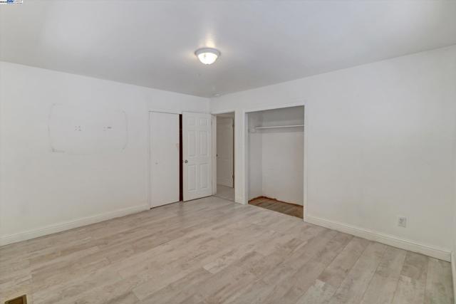 3524 Longview Rd, Antioch CA: https://media.crmls.org/mediaz/68eb7875-74dd-4849-b879-b01c2670ec72.jpg