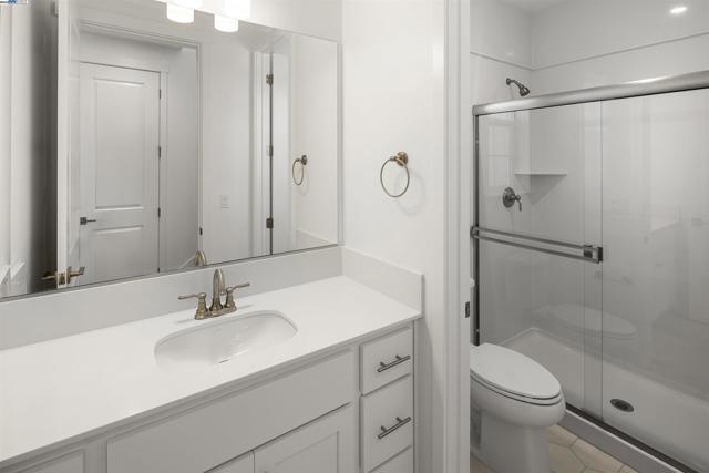 101 Sea Gate Place, Bethel Island CA: https://media.crmls.org/mediaz/68ee07ba-0c5d-4540-b6ce-228efa7881dc.jpg