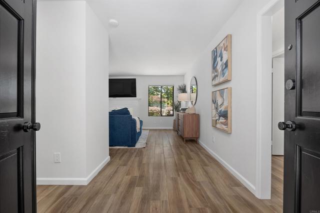 155 Mexicali Court, Solana Beach CA: https://media.crmls.org/mediaz/68ee6d9c-0e6a-49f3-8595-6f3e1a4215cf.jpg