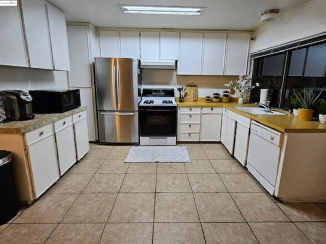 4500 Bell Ct, Richmond CA: https://media.crmls.org/mediaz/68ee7b57-0325-49eb-9454-5dcb3ccf1e64.jpg
