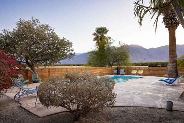 811 Di Giorgio Road, Borrego Springs CA: https://media.crmls.org/mediaz/68ee9a98-75cf-4d22-9248-5ec9233a779f.jpg