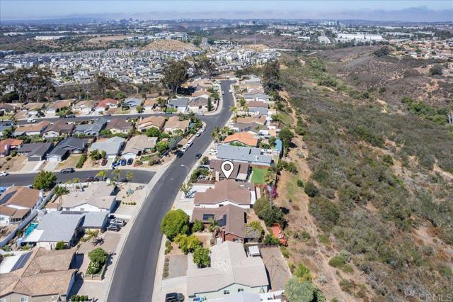 7502 Northrup Drive, San Diego CA: https://media.crmls.org/mediaz/68eed4ac-2835-4950-b3c6-8735f4a5de72.jpg