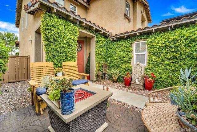1288 Long View Drive, Chula Vista CA: https://media.crmls.org/mediaz/68eed6c7-19d2-4751-88ad-e2522ba86e2c.jpg