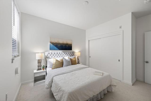 570 Innes Avenue, San Francisco CA: https://media.crmls.org/mediaz/68ef2d33-0c42-4103-8b3d-63a4ce5eb858.jpg