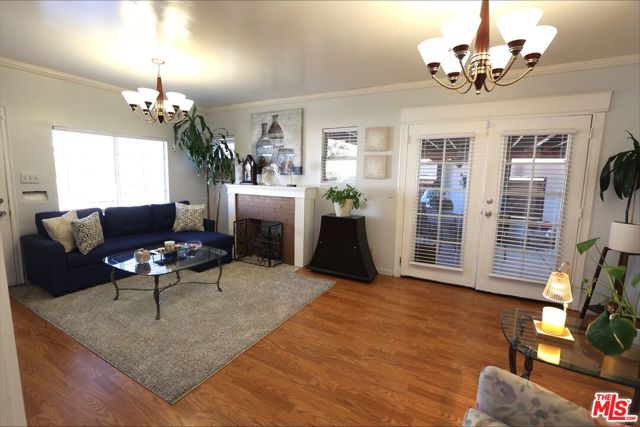 1855 Corinne Avenue, Long Beach CA: https://media.crmls.org/mediaz/68ef750e-0619-46d4-ae8c-14b1f0c63b74.jpg