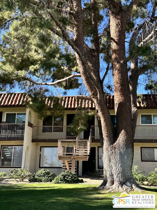 Image 1 of 30 For 64291 Spyglass Avenue 10